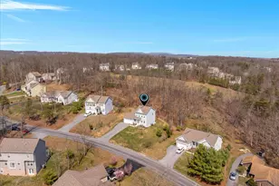 1041 W Masters Dr, Cross Junction, VA 22625 - Photo 36