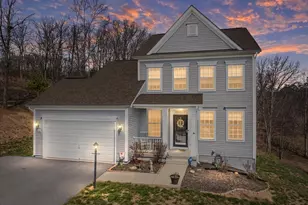 1041 W Masters Dr, Cross Junction, VA 22625 - Photo 2