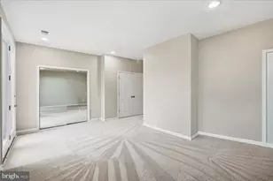 112 Keller Ct, Winchester, VA 22602 - Photo 6