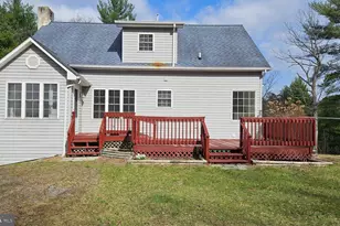 235 Peppermint Spring Ln, Winchester, VA 22603 - Photo 2