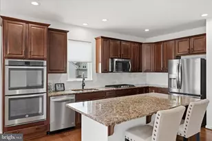 121 Hayvenhurst Ct, Stephens City, VA 22655 - Photo 8