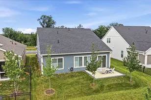 123 Cowbird St, Lake Frederick, VA 22630 - Photo 4