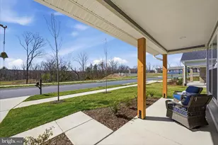 123 Cowbird St, Lake Frederick, VA 22630 - Photo 6