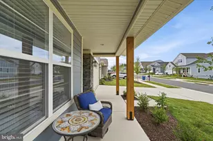 123 Cowbird St, Lake Frederick, VA 22630 - Photo 8