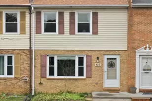 402 Carroll Dr, Stephens City, VA 22655 - Photo 2