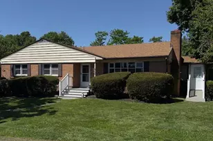 134 Country Club Cir, Winchester, VA 22602 - Photo 1