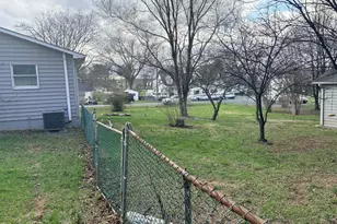 104 Aiken Ln, Clear Brook, VA 22624 - Photo 2