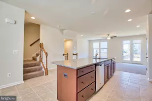 127 Keller Ct, Winchester, VA 22602 - Photo 4