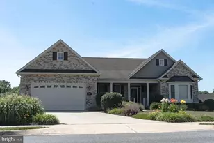 400 Albin Dr, Stephens City, VA 22655 - Photo 1