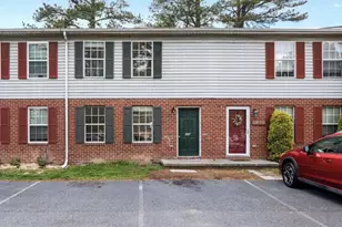 224 Carroll Dr, Stephens City, VA 22655 - Photo 1