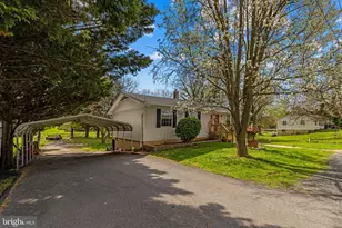 5350 Water St, Stephens City, VA 22655 - Photo 2