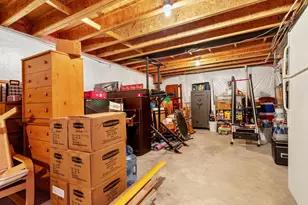 1304 Lakeview Dr, Cross Junction, VA 22625 - Photo 24