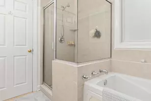 1304 Lakeview Dr, Cross Junction, VA 22625 - Photo 22