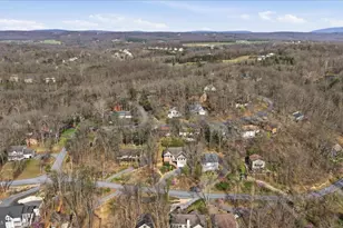 634 Lakeview Dr, Cross Junction, VA 22625 - Photo 58