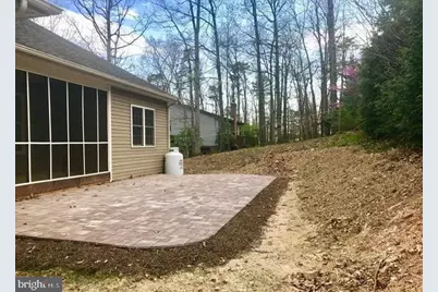 634 Lakeview Drive, Cross Junction, VA 22625 - Photo 6