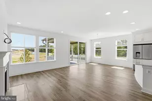 104 Rhododendron Ct, Lake Frederick, VA 22630 - Photo 8