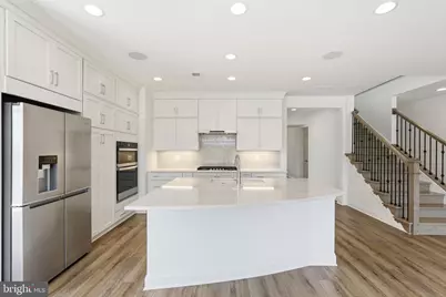 104 Rhododendron Court, Lake Frederick, VA 22630 - Photo 6