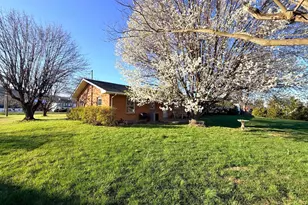 1755 N Hayfield Rd, Winchester, VA 22603 - Photo 2