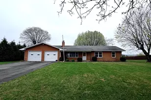 1755 N Hayfield Rd, Winchester, VA 22603 - Photo 1