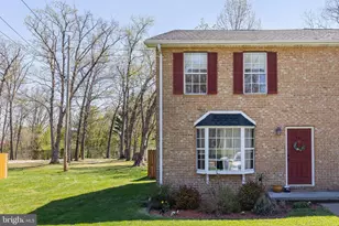 301 Buckingham Dr, Stephens City, VA 22655 - Photo 1