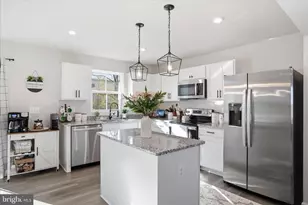 139 Kensington Cir, Middletown, VA 22645 - Photo 8