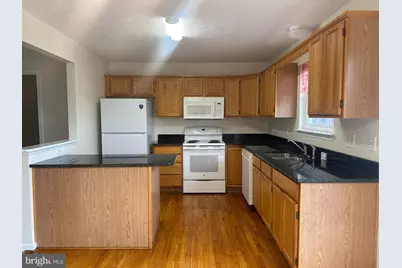 114 Seabreeze, Winchester, VA 22602 - Photo 4