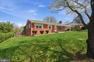 137 Meade Dr, Winchester, VA 22602 - Photo 4