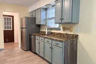 102 Carroll Dr, Stephens City, VA 22655 - Photo 8