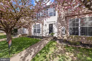 207 Stratford Dr, Winchester, VA 22602 - Photo 2