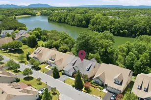 117 Harvester Dr, Lake Frederick, VA 22630 - Photo 2