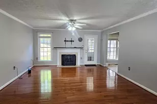 208 Senseny Glen Dr, Winchester, VA 22602 - Photo 8