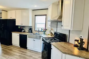 411 Eckard Cir, Winchester, VA 22602 - Photo 2