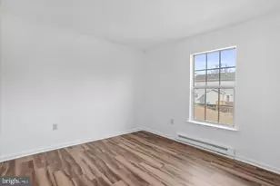 102 Waterford Ln, Winchester, VA 22602 - Photo 10