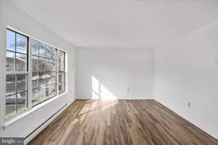 102 Waterford Ln, Winchester, VA 22602 - Photo 6