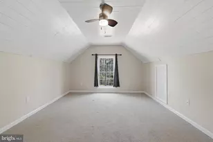 400 Lakeview Dr, Cross Junction, VA 22625 - Photo 28