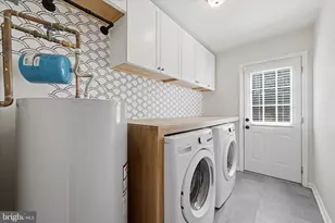 400 Lakeview Dr, Cross Junction, VA 22625 - Photo 20