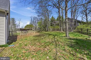 400 Lakeview Dr, Cross Junction, VA 22625 - Photo 44