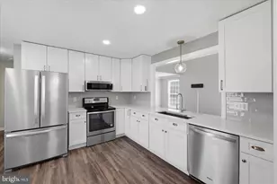 400 Lakeview Dr, Cross Junction, VA 22625 - Photo 18