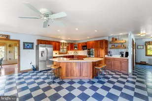 1460 Pitcock Ln, Winchester, VA 22602 - Photo 8