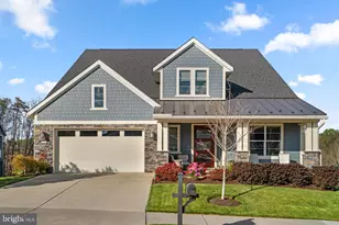 137 Mallard Dr, Lake Frederick, VA 22630 - Photo 2