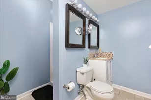 203 Northwood Cir, Cross Junction, VA 22625 - Photo 28