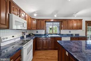 412 Ruebuck Rd, Clear Brook, VA 22624 - Photo 10