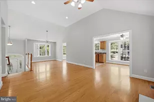 1201 Lakeview Dr, Cross Junction, VA 22625 - Photo 14
