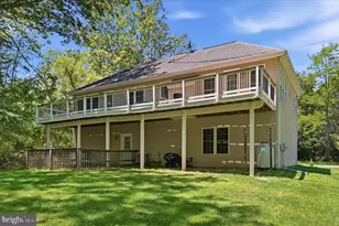 1201 Lakeview Dr, Cross Junction, VA 22625 - Photo 6