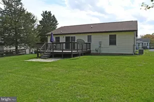 218 Bluebird Dr, Stephens City, VA 22655 - Photo 2