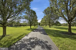413 Tavistock Dr, Winchester, VA 22602 - Photo 4