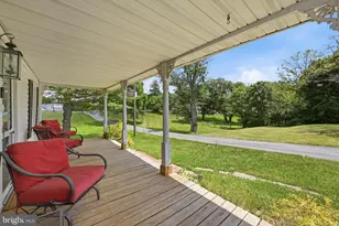 116 Country Ln, Clear Brook, VA 22624 - Photo 8