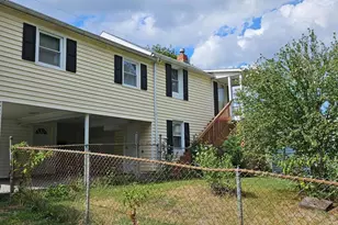 1057 Foreman Ln, Winchester, VA 22603 - Photo 2