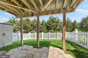 174 Trout Lily Dr, Lake Frederick, VA 22630 - Photo 32