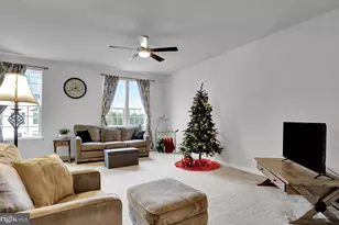 114 Chamomile Ct, Lake Frederick, VA 22630 - Photo 6